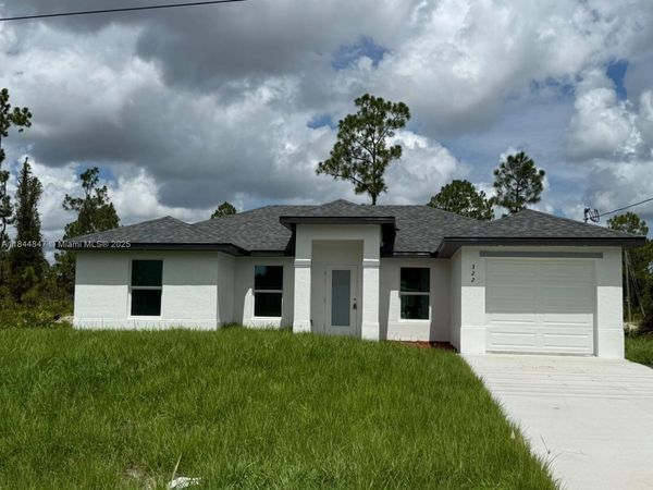 322 McArthur, Lehigh Acres, FL 33974