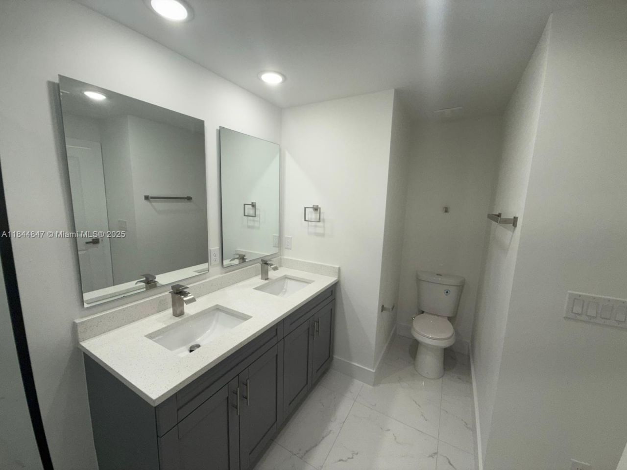 322 Mcarthur, Lehigh Acres, FL 33974 Photo