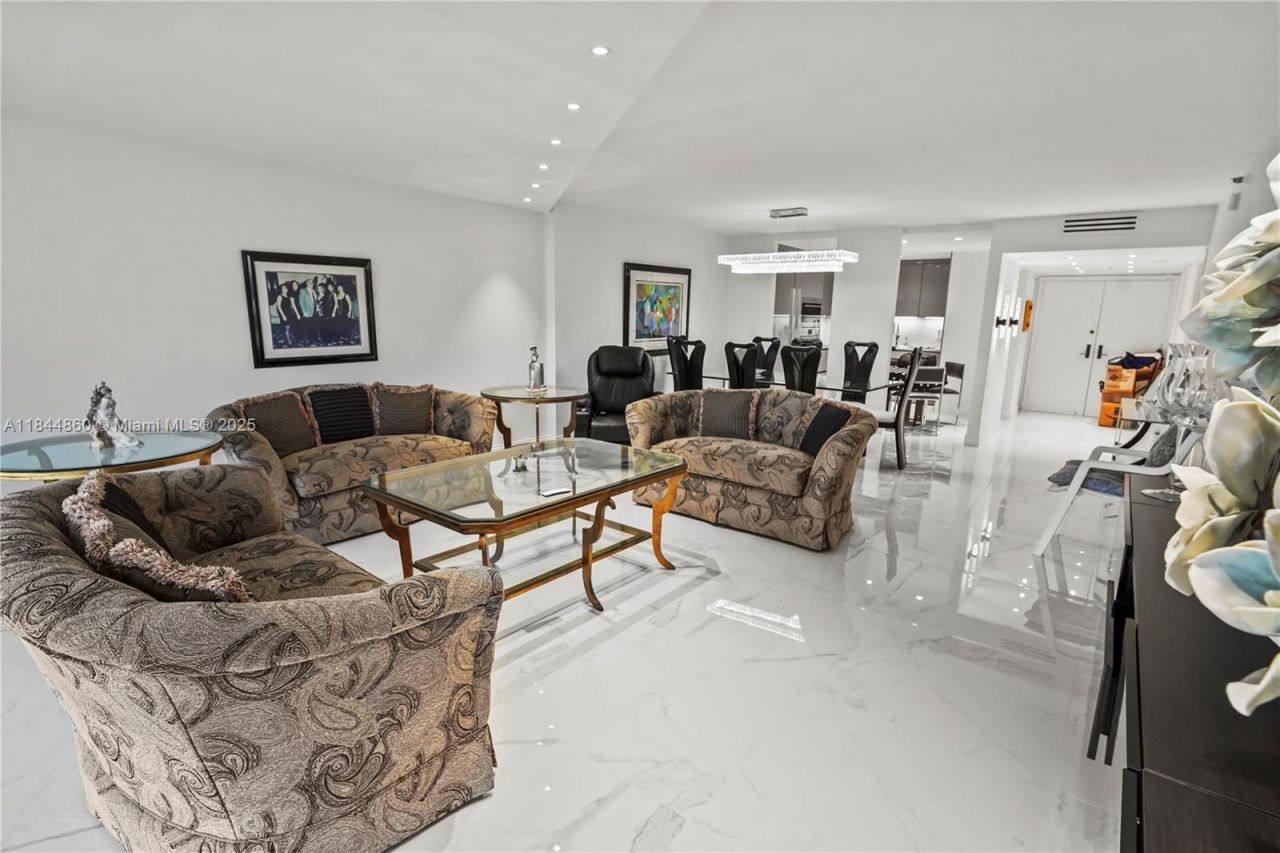 8877 Collins Ave, Unit 705, Surfside, FL 33154 Photo