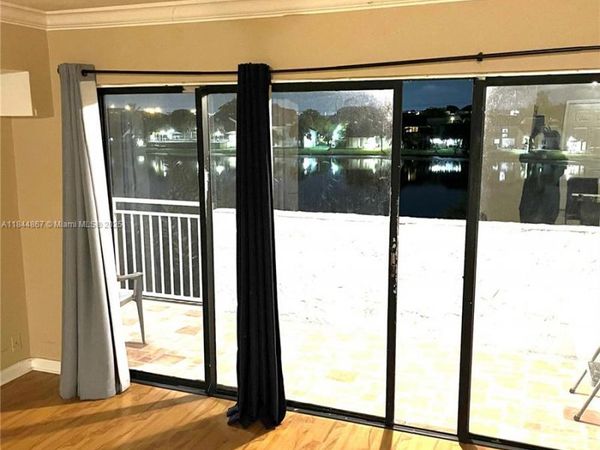 9359 Fontainebleau Blvd, Unit F301, Miami, FL 33172