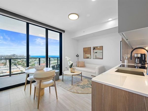 580 72nd St, Unit 1603, Miami Beach, FL 33141