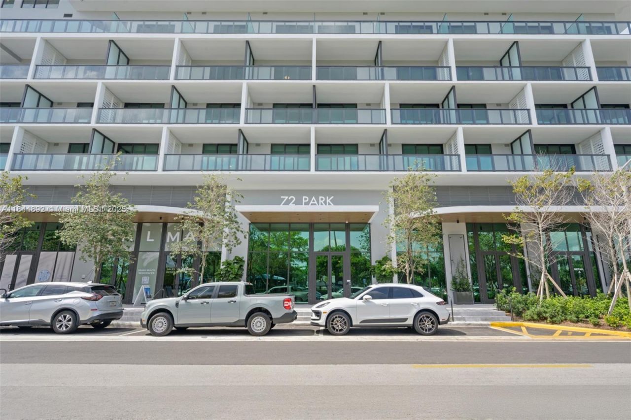 580 72nd St, Unit 1603, Miami Beach, FL 33141 Photo