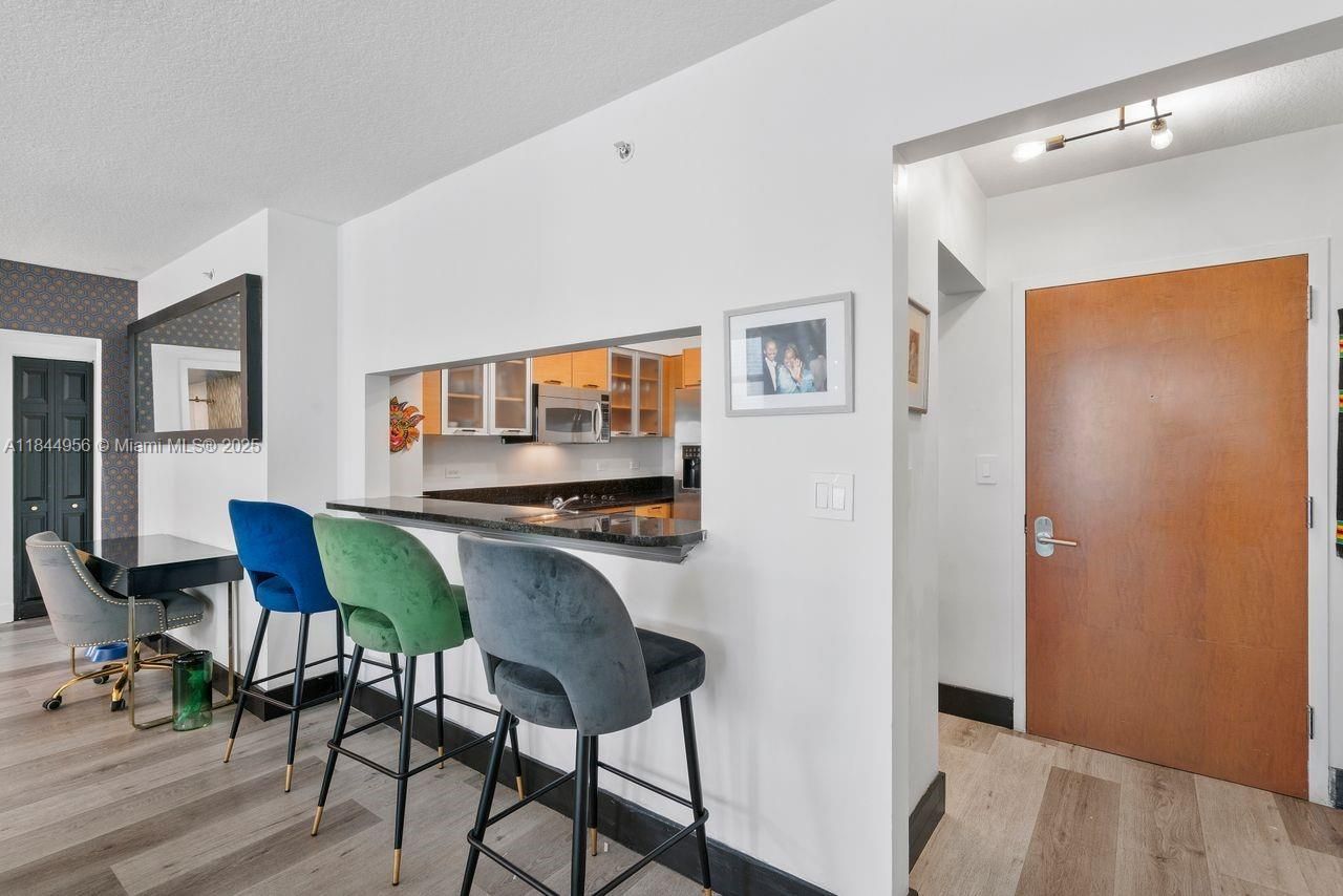 31 SE 5th St, Unit 2911, Miami, FL 33131 Photo