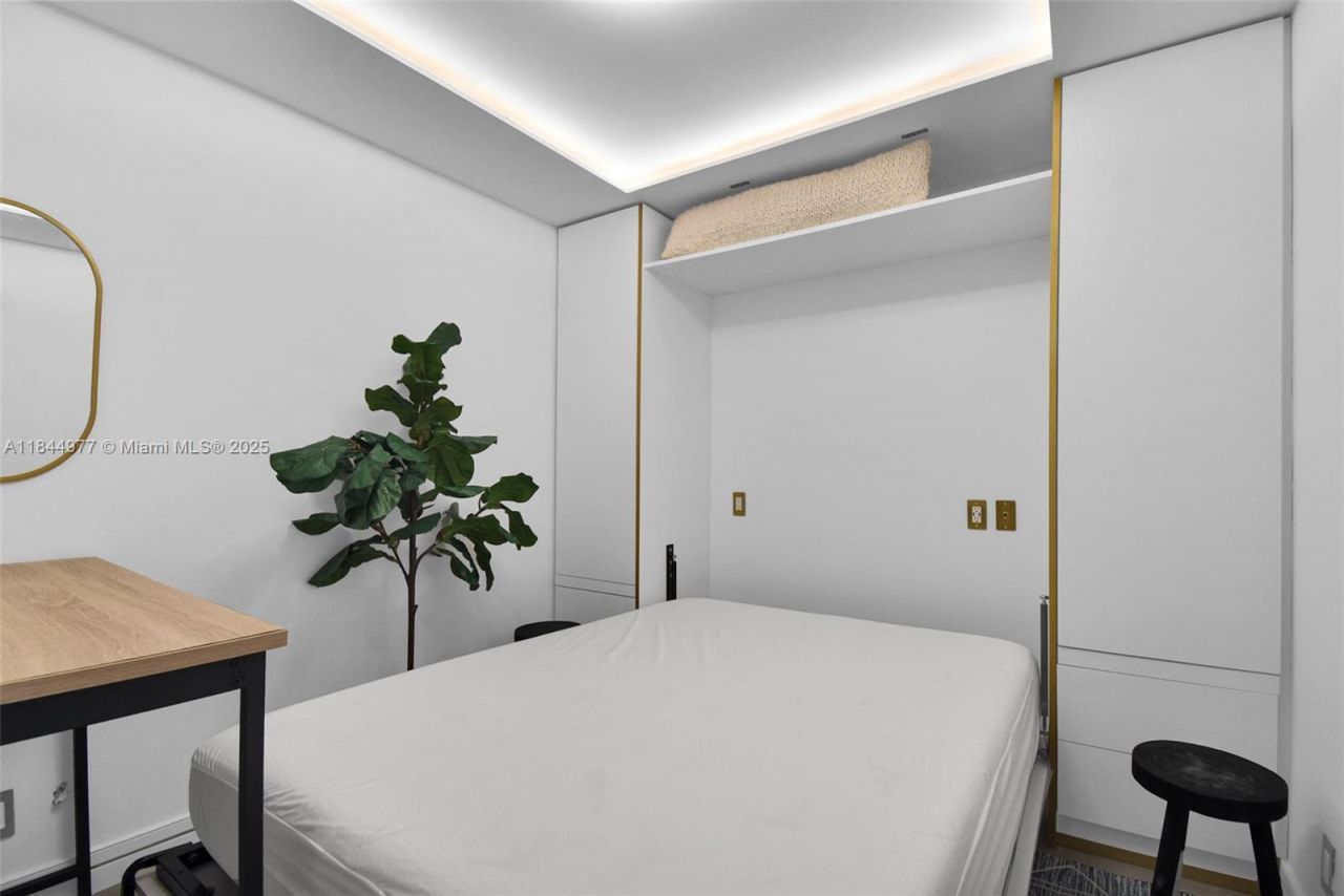 2301 Collins Ave, Unit 1201, Miami Beach, FL 33139 Photo