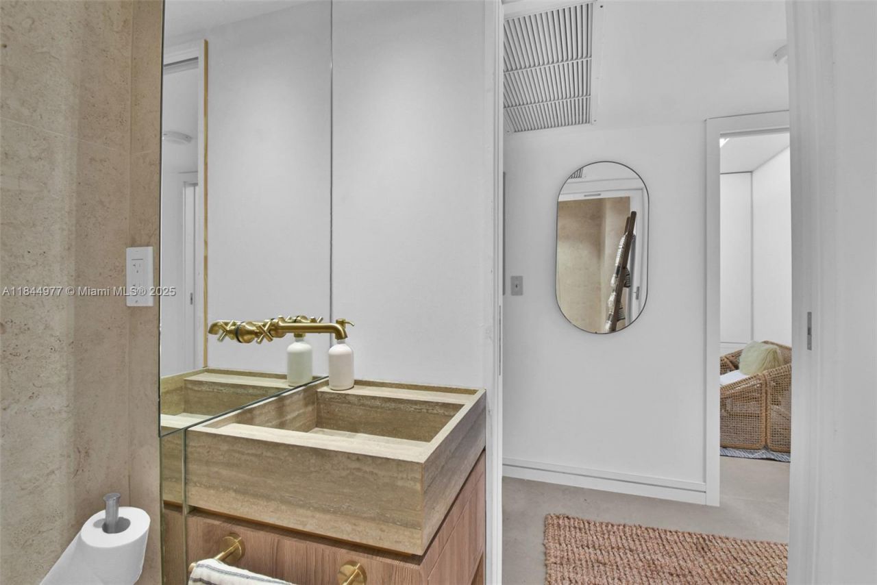 2301 Collins Ave, Unit 1201, Miami Beach, FL 33139 Photo