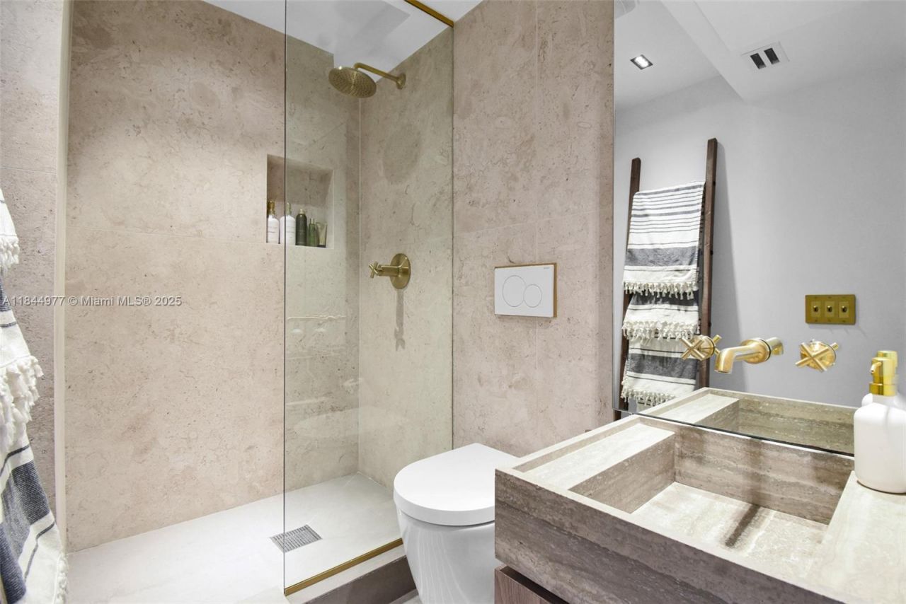 2301 Collins Ave, Unit 1201, Miami Beach, FL 33139 Photo