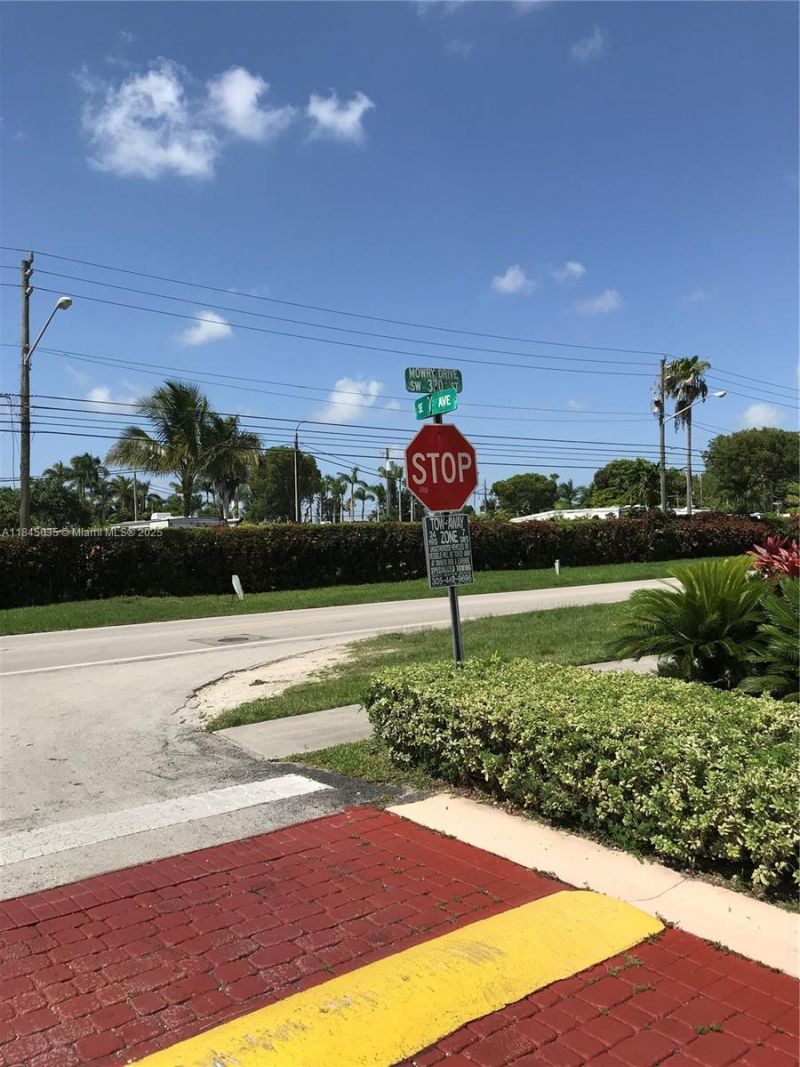 170 SE 6th Rd, Homestead, FL 33030 Photo
