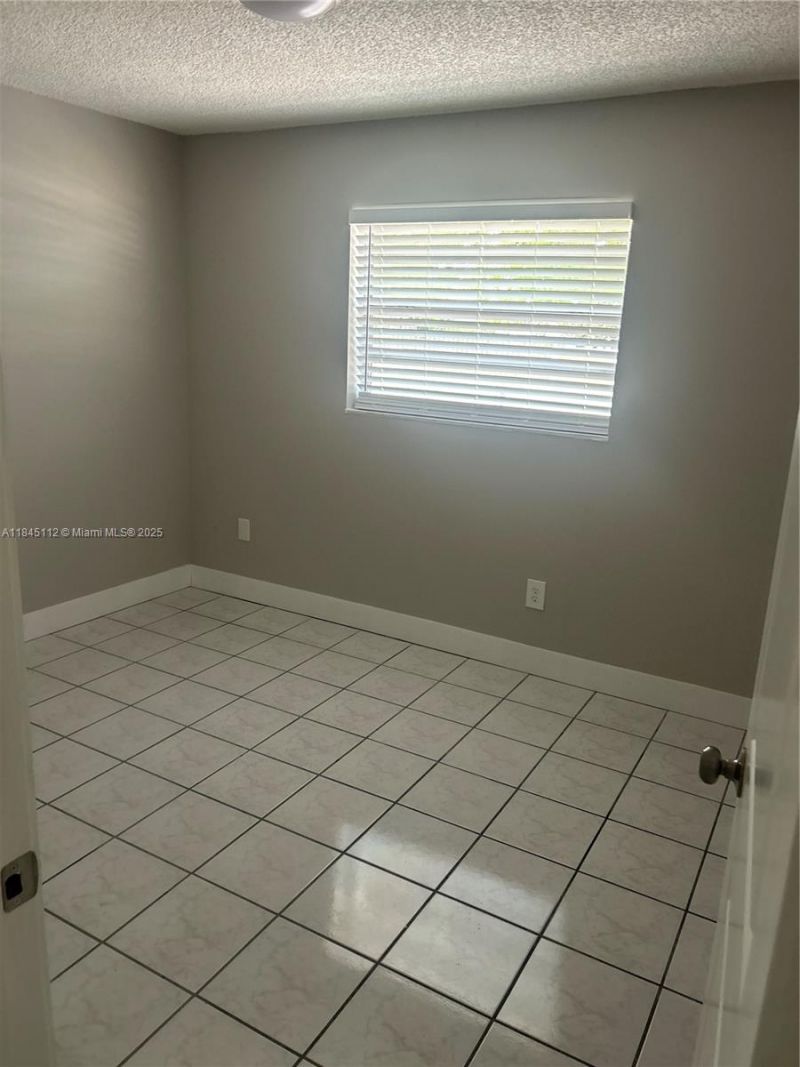 2708 NW 22nd Ct, Miami, FL 33142 Photo