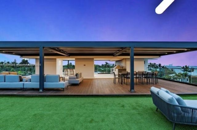 1248 NE 89th St, Miami, FL 33138 Photo