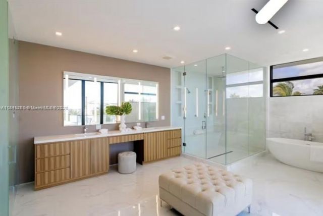 1248 NE 89th St, Miami, FL 33138 Photo