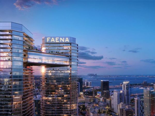 24 SW 4th St, Unit E-2501, Miami, FL 33130