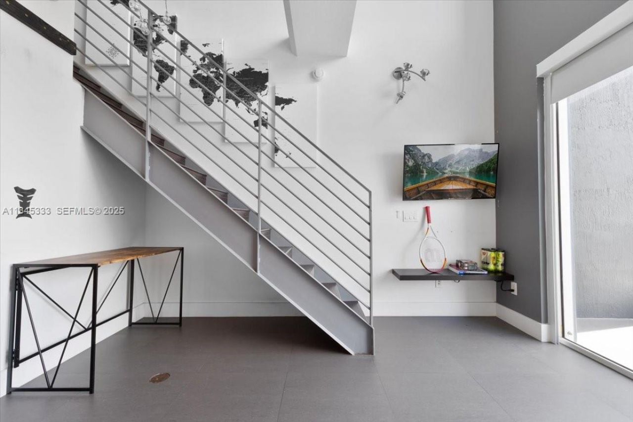 60 SW 13th St, Unit 3203, Miami, FL 33130 Photo