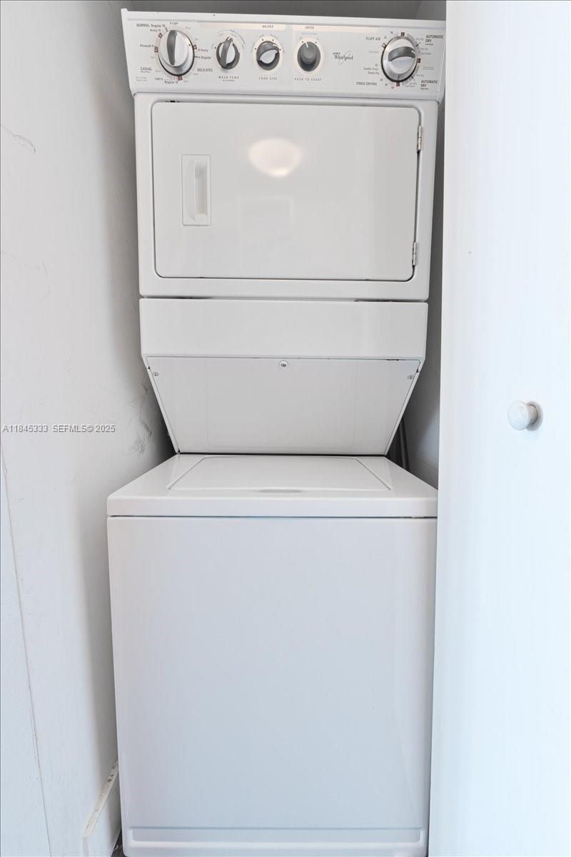 60 SW 13th St, Unit 3203, Miami, FL 33130 Photo