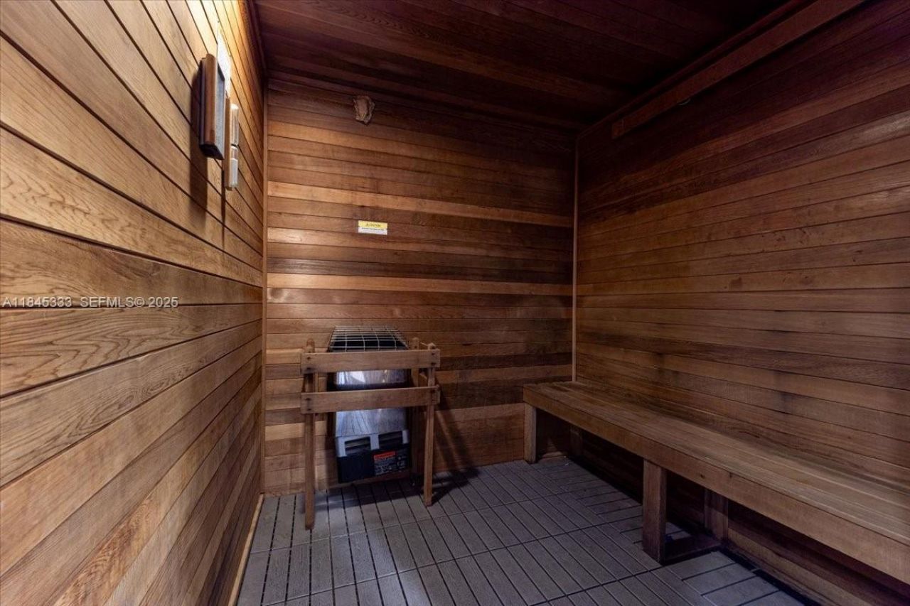 60 SW 13th St, Unit 3203, Miami, FL 33130 Photo