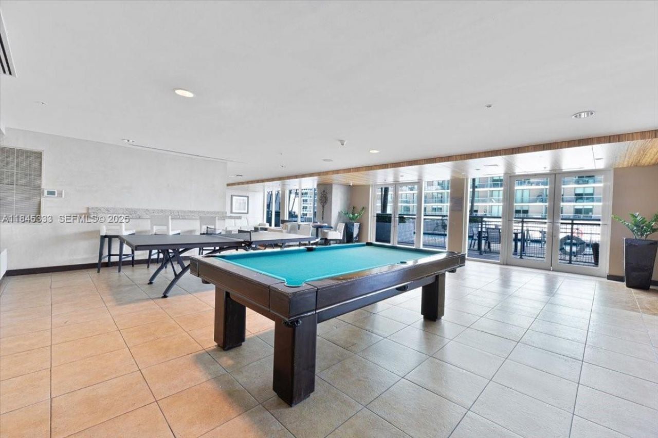 60 SW 13th St, Unit 3203, Miami, FL 33130 Photo