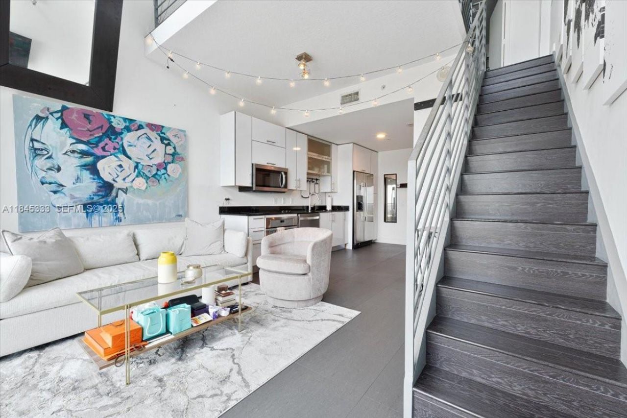 60 SW 13th St, Unit 3203, Miami, FL 33130 Photo