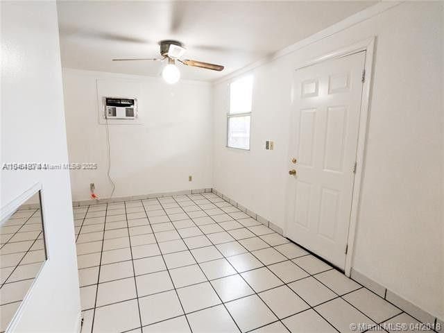 2433 SW 11th St, Unit B, Miami, FL 33135 Photo