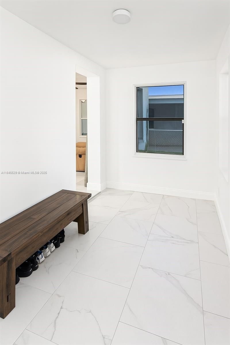 2231 NW 9th Ct, Fort Lauderdale, FL 33311 Photo