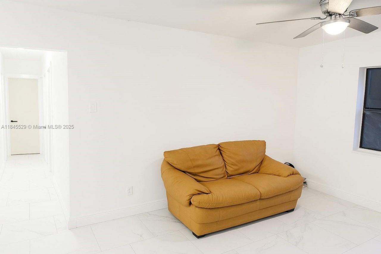 2231 NW 9th Ct, Fort Lauderdale, FL 33311 Photo