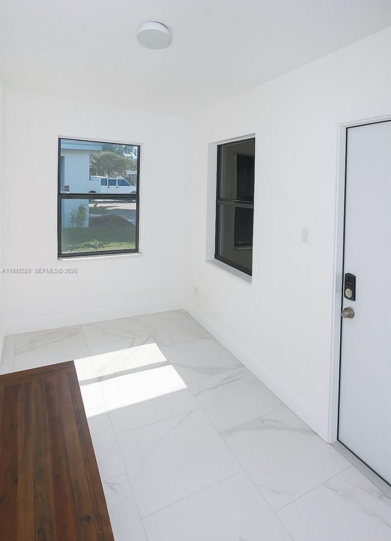 2231 NW 9th Ct, Fort Lauderdale, FL 33311 Photo