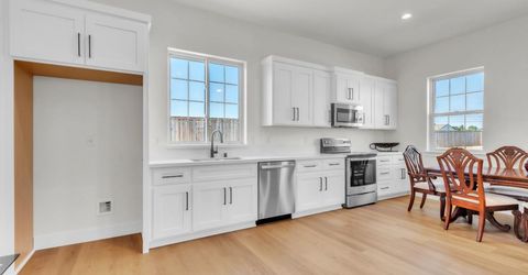 3100 Saffron Ln, Roseville, CA 95747 Photo