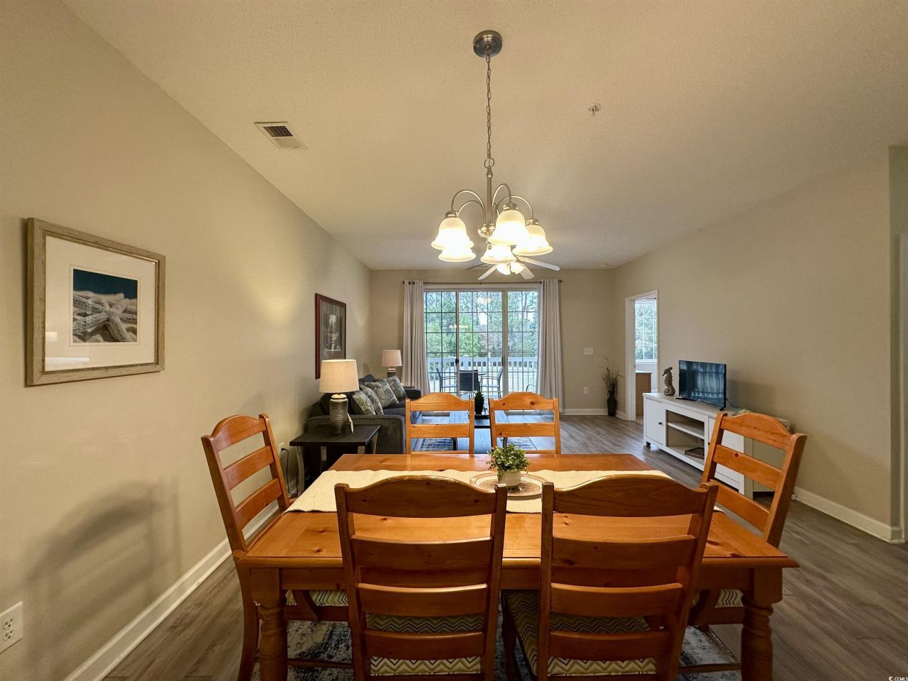 5825 Catalina Dr. Photo 6