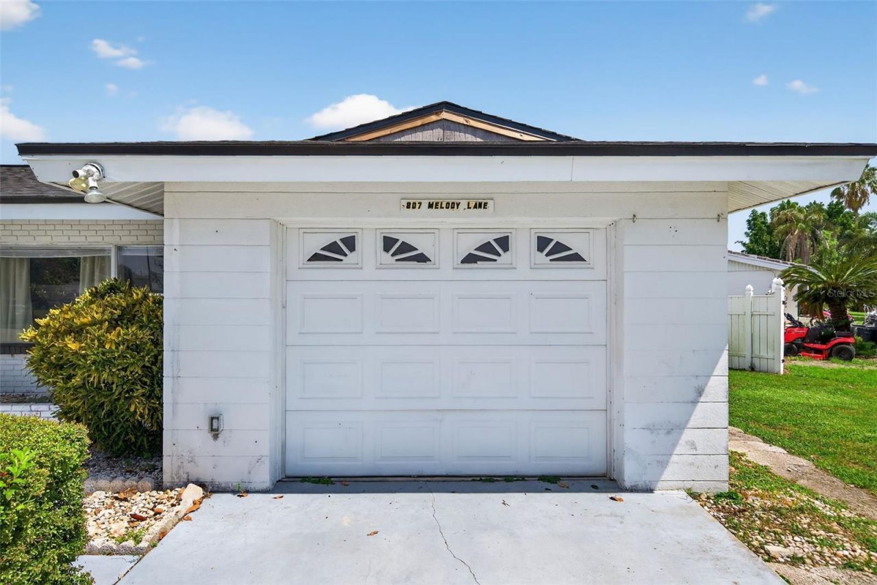 807 Melody Lane, Bradenton, FL 34207 Photo