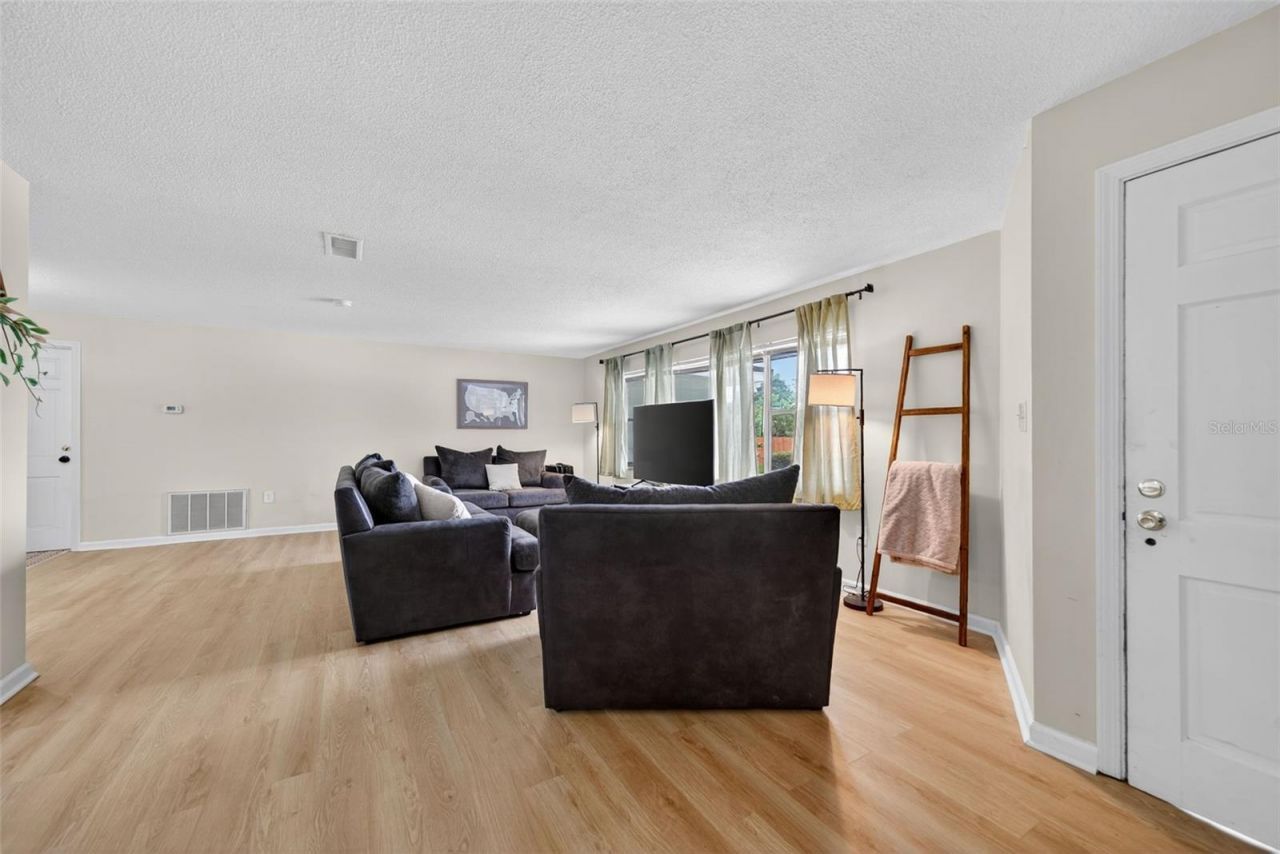 807 Melody Lane, Bradenton, FL 34207 Photo