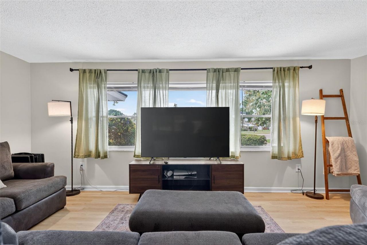 807 Melody Lane, Bradenton, FL 34207 Photo