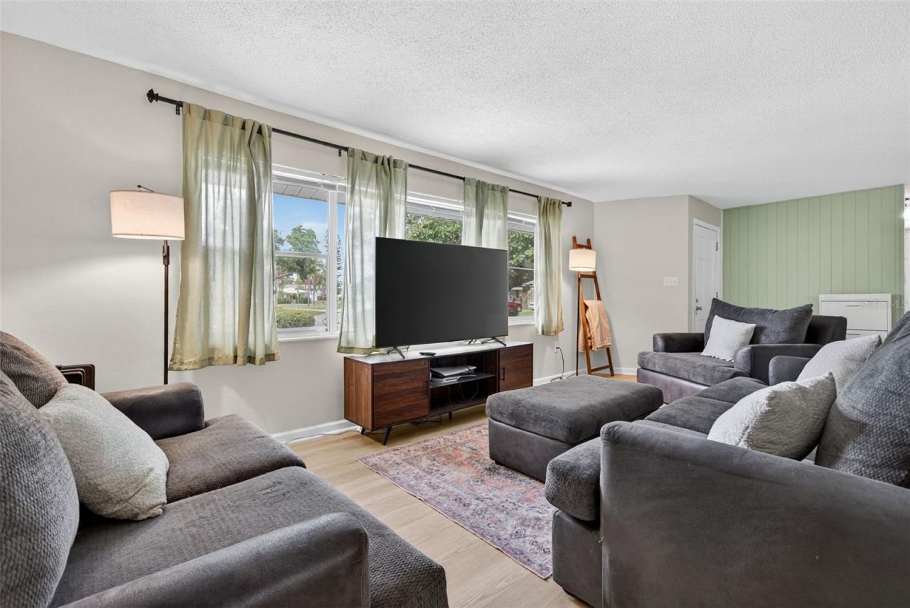 807 Melody Lane, Bradenton, FL 34207 Photo