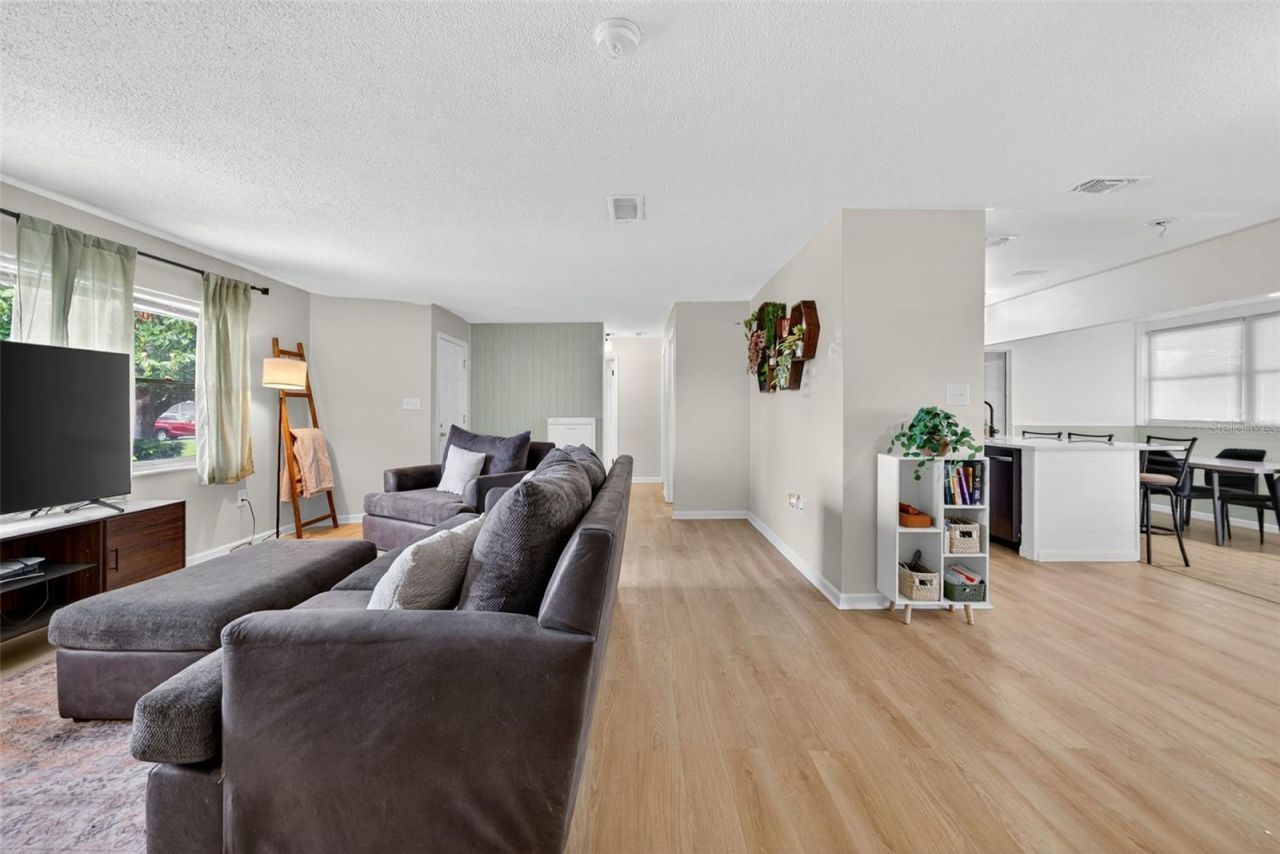 807 Melody Lane, Bradenton, FL 34207 Photo