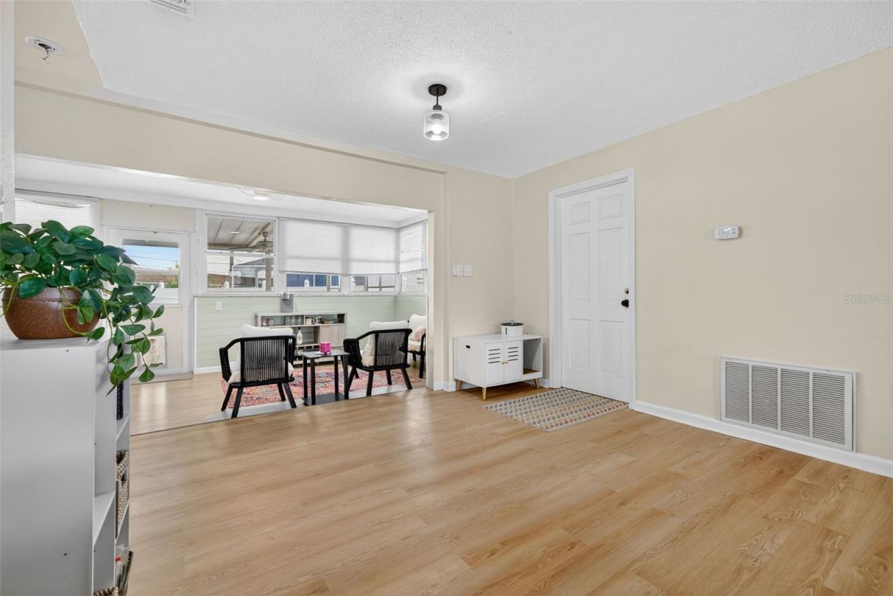 807 Melody Lane, Bradenton, FL 34207 Photo