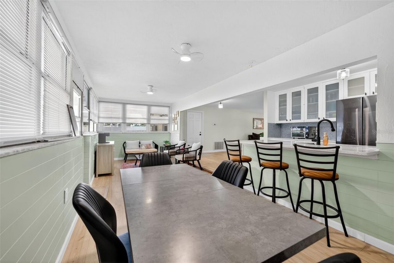 807 Melody Lane, Bradenton, FL 34207 Photo