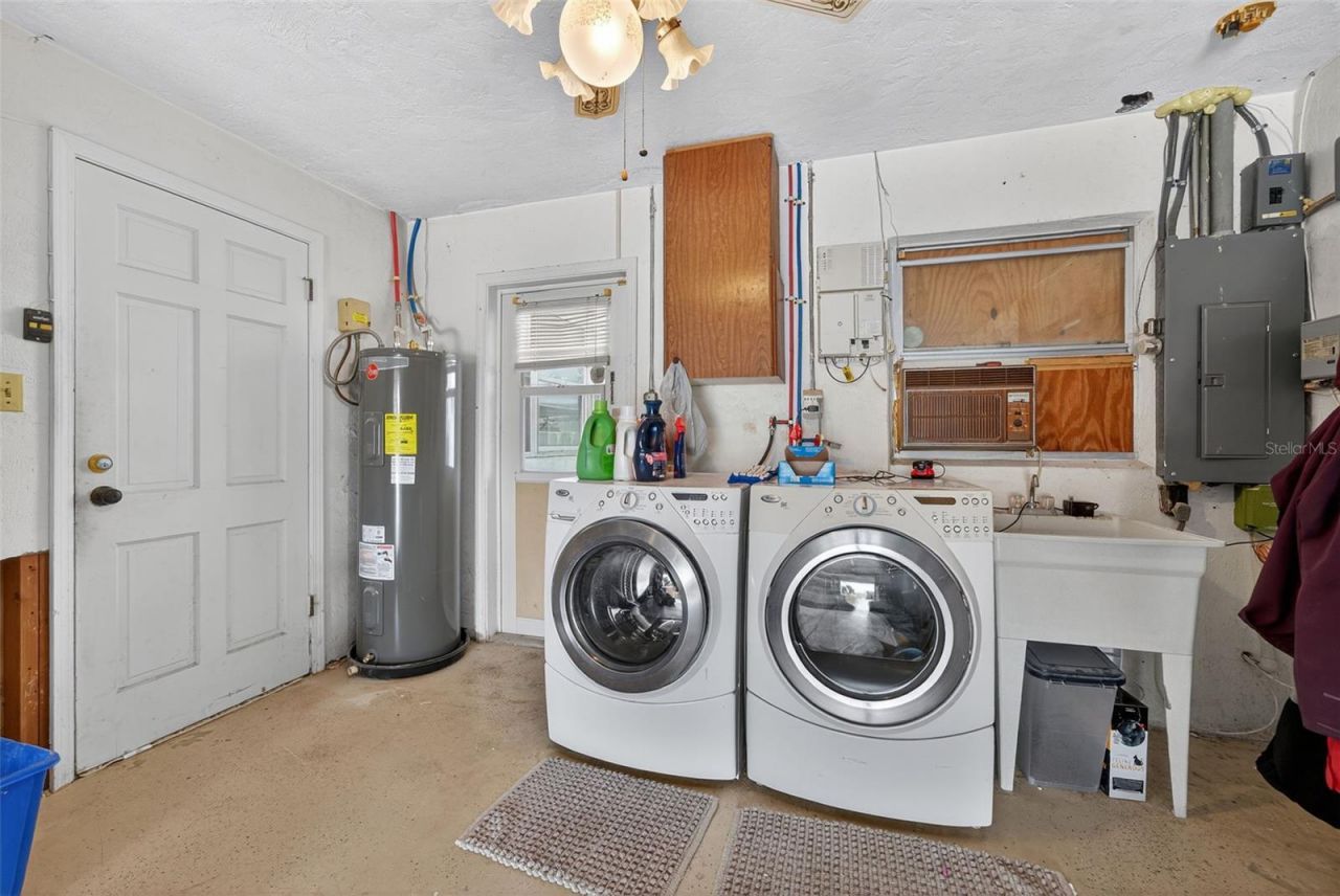 807 Melody Lane, Bradenton, FL 34207 Photo