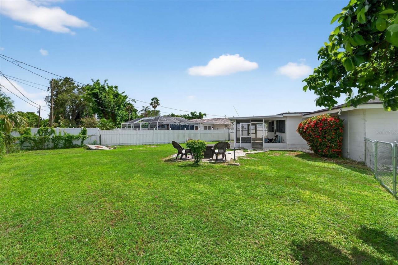 807 Melody Lane, Bradenton, FL 34207 Photo