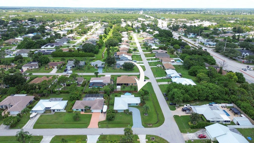 2402 SE Pinero Road, Port Saint Lucie, FL 34952 Photo