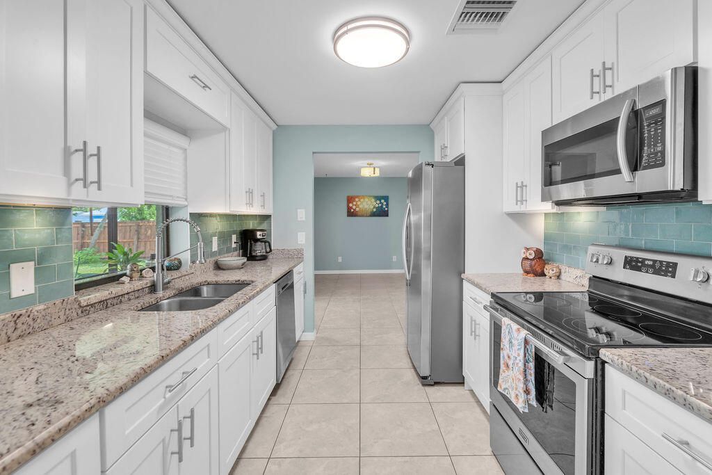 2402 SE Pinero Road, Port Saint Lucie, FL 34952 Photo