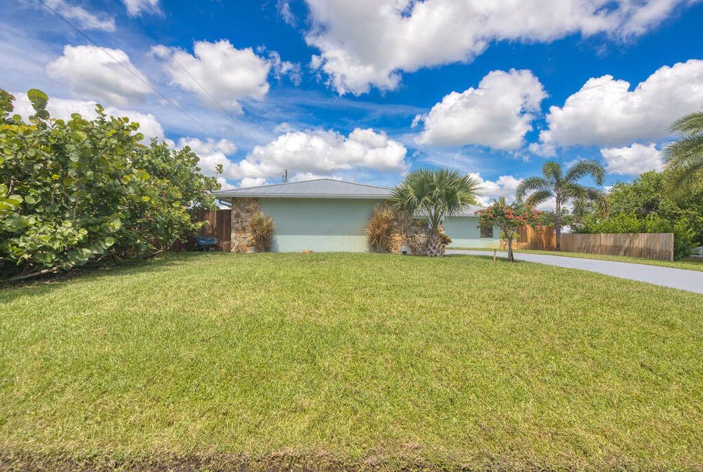 2402 SE Pinero Road, Port Saint Lucie, FL 34952 Photo