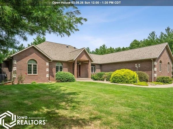 11000 Wildlife Lakes Drive, West Burlington, IA 52655