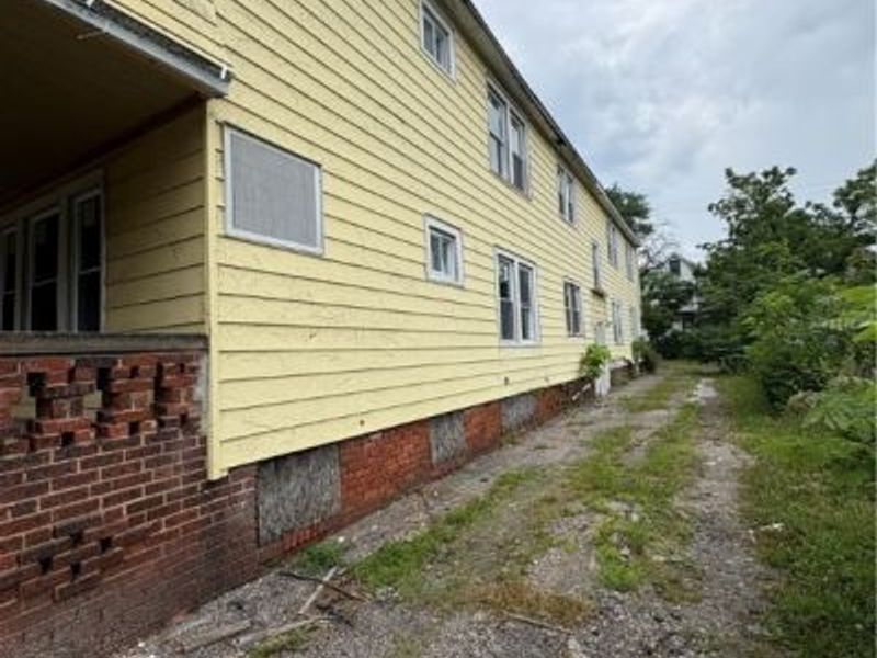 3291 E 145th Street, Cleveland, OH 44120 Photo 2