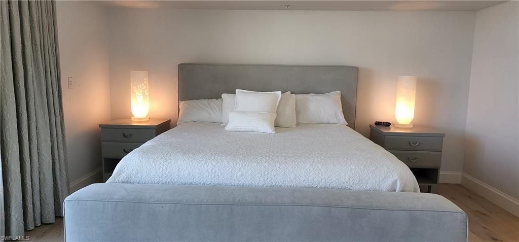 20 Seagate Dr, Unit 301, Naples, FL 34103 Photo