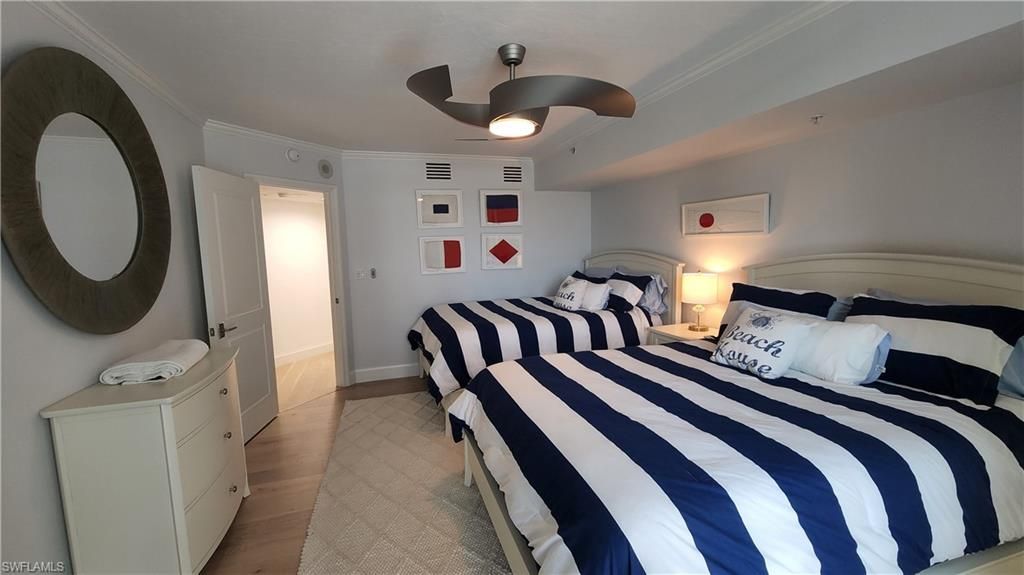 20 Seagate Dr, Unit 301, Naples, FL 34103 Photo