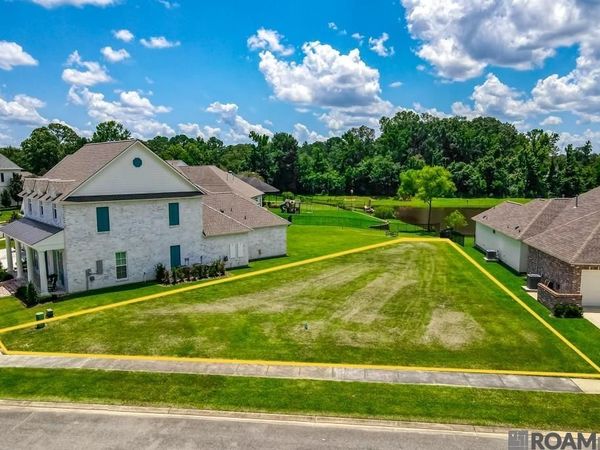 13004 W Waterside Dr, Baton Rouge, LA 70818