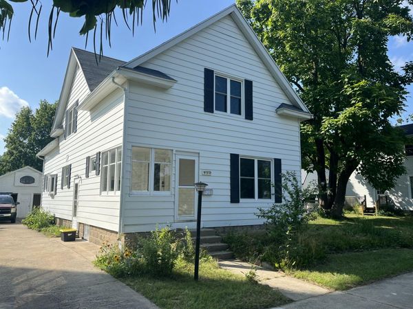 432 S Lincoln Street, Portland, MI 48875