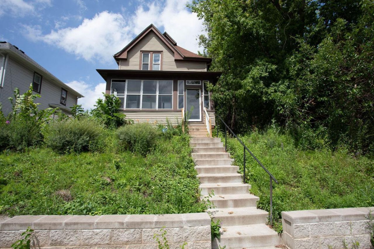 1011 Minnehaha Avenue E Saint Paul, MN 55106