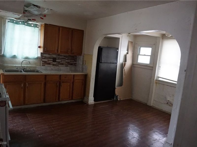 1088 Packard Drive, Akron, OH 44320 Photo 7