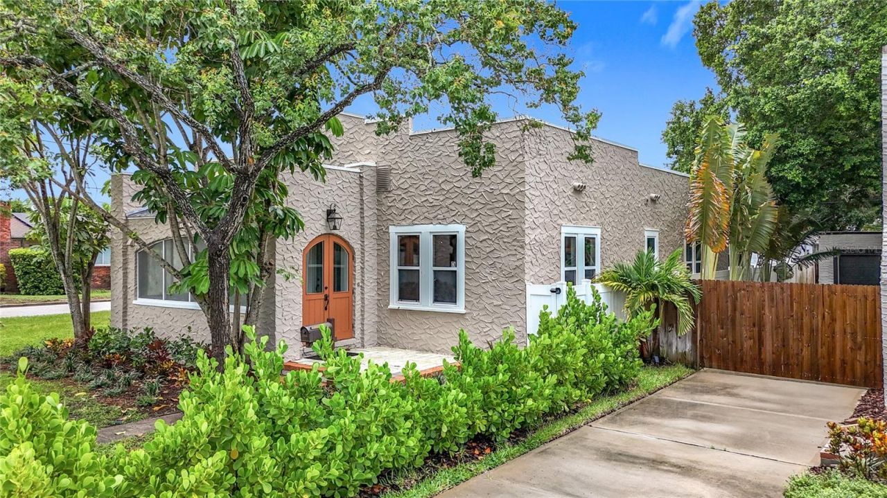 4595 9th Avenue N, Saint Petersburg, FL 33713 Photo