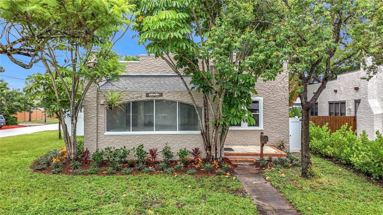 4595 9th Avenue N, Saint Petersburg, FL 33713 Photo