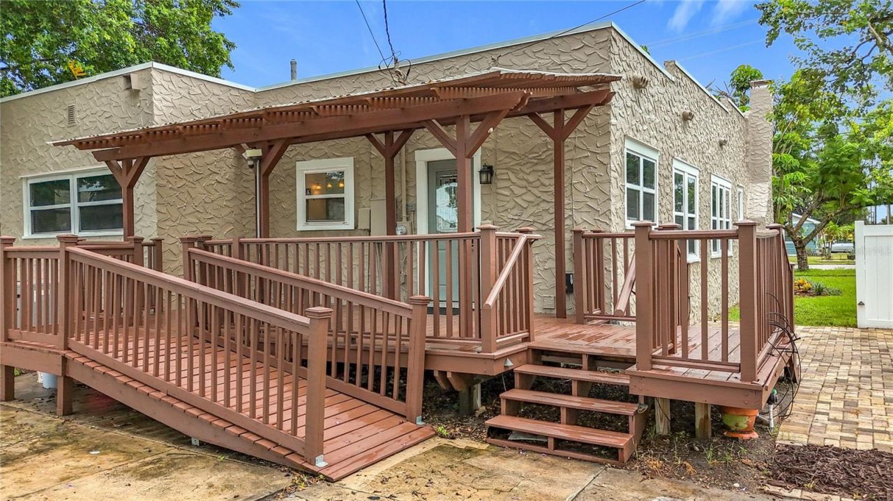 4595 9th Avenue N, Saint Petersburg, FL 33713 Photo