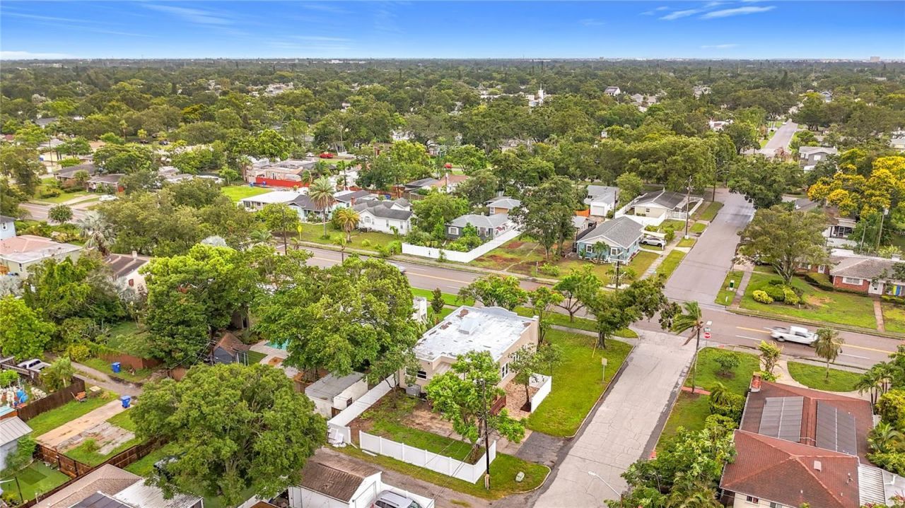 4595 9th Avenue N, Saint Petersburg, FL 33713 Photo